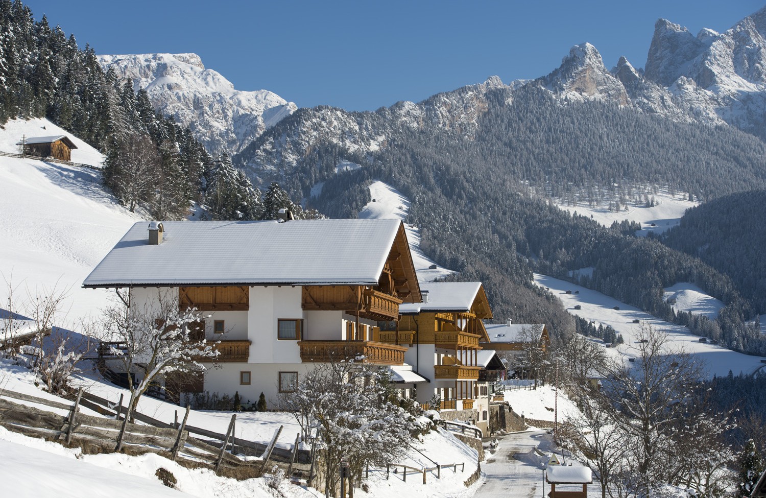 The Wanderhotel Pattissenhof in Tiers is located directly in front of the Rosengarten massif.