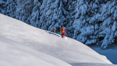 Guided snowshoe hikes in the Tuxertal & Zillertal are organised by the Wanderhotel Tuxertal.© Moalach