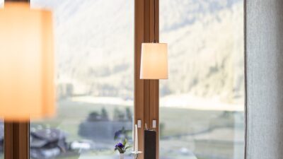 Beautiful ambience with great cuisine - that's the Tonzhaus, your hotel-pizzeria in Val Senales.© Andergassen