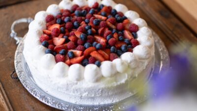 Homemade cakes in the Schnalstal Valley can be found at the Tonzhaus hiking hotel.© Florian Andergassen