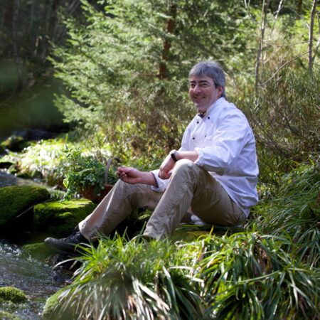 Friedrich from the Wanderhotel Rosengarten is not only a certified hiking guide in the Black Forest, but also a hiking chef. He cooks for you on the guided hikes in the Black Forest.© Ulrike Klumpp Friedrich from the Wanderhotel Rosengarten is not only a certified hiking guide in the Black Forest, but also a hiking chef. He cooks for you on the guided hikes in the Black Forest.© Ulrike Klumpp