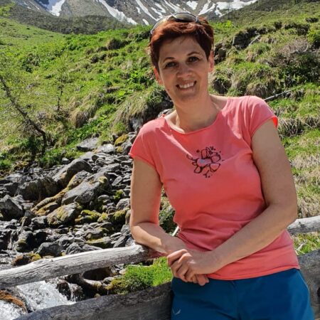 Karin advises as a hiking hotel hiking concierge on hikes in the Hohe Tauern National Park, hiking in Matrei in East Tyrol and in the Virgen Valley.© Naturhotel Outside Karin advises as a hiking hotel hiking concierge on hikes in the Hohe Tauern National Park, hiking in Matrei in East Tyrol and in the Virgen Valley.© Naturhotel Outside