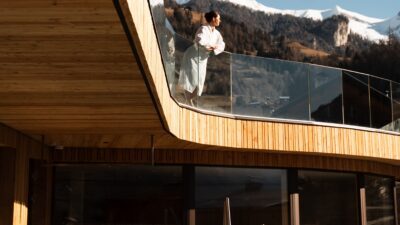 Hiking and wellness holidays in Tyrol? Absolutely – at the Nature Hotel Outside in Matrei, East Tyrol.© Thevisualvein