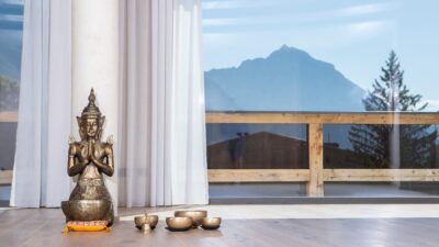 As a yoga and wellness hotel in Tyrol, Wanderhotel Kristall has earned a distinguished reputation.© Verwöhnhotel Kristall