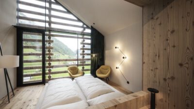 A really beautiful hotel room at Jaufentalerhof in South Tyrol© Hannes Niederkofler