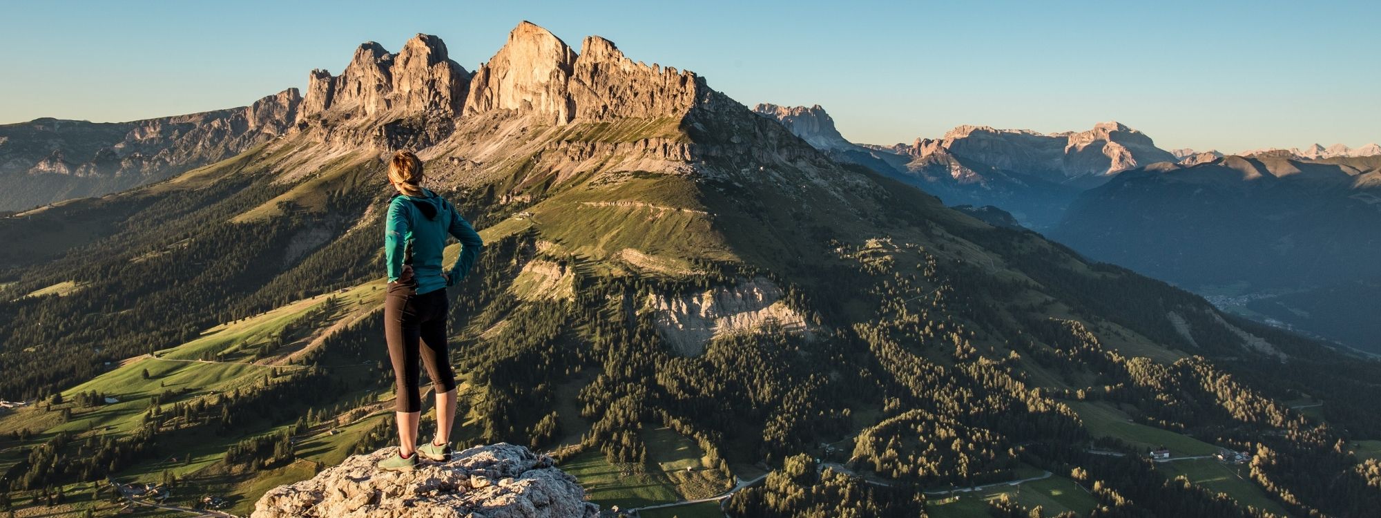 Our hiking guides know the best places in the Alps, where to find secret paths, away from the hustle.