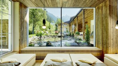 In the relaxation room of the ZillergrundRock, located in the Zillertal, you can leave your everyday worries behind.© Huber Fotografe - Lorenz Masser