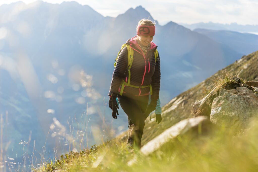Gerlinde, a certified hiking guide from the Zimerhof hiking hotel near Merano/Meran, leads hikes in Merano/Meran for families and beginners.