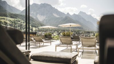 Rilassatevi durante una vacanza benessere in Alto Adige all'hotel Excelsior Dolomites Life Resort.© Hannes Niederkofler