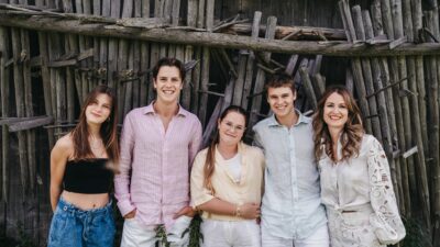 Carina è la simpatica albergatrice del Chesa Monte, l'hotel per escursionisti di Fiss.© Heldentheater