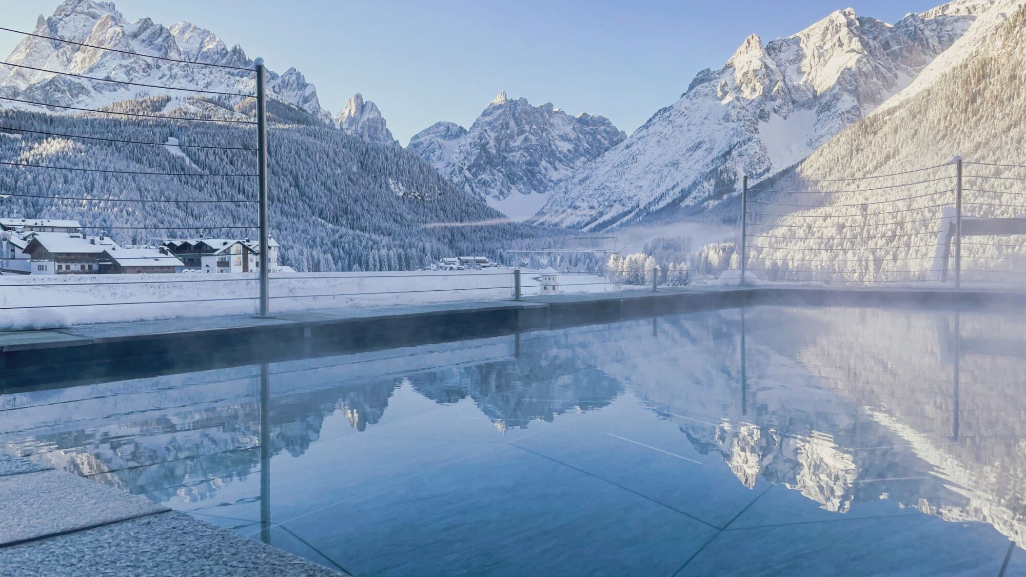 Jacuzzi al Berghotel Sexten