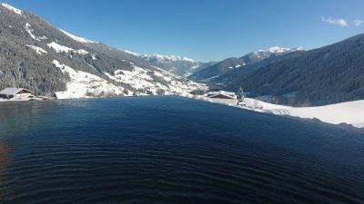 Erlebnisort Gassenhof Wellness Pool Winter