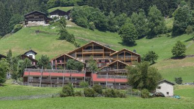 Italien Suedtirol Trentino Alto Adige Ulten Tal Ulten Val d'Ultimo St. Nikolaus Erlebnishotel Waltershof