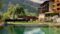 La nuova piscina all’aperto del Nature Hotel Outside garantisce escursioni e benessere su misura in Austria.© Naturhotel Outside