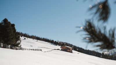 Le escursioni in una vacanza invernale nelle Dolomiti funzionano a meraviglia presso l'hotel escursionistico Lüsnerhof a Lüsen.© Cornelia Steinkrauss