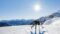 Divertimento sulle piste del Latemar in Alto Adige sotto un cielo azzurro.© Harald Wisthaler