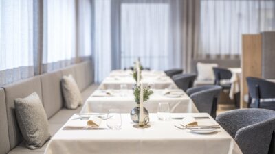 La sala da pranzo del Wanderhotel Wieser colpisce per la sua classe.© Hotel Wieser