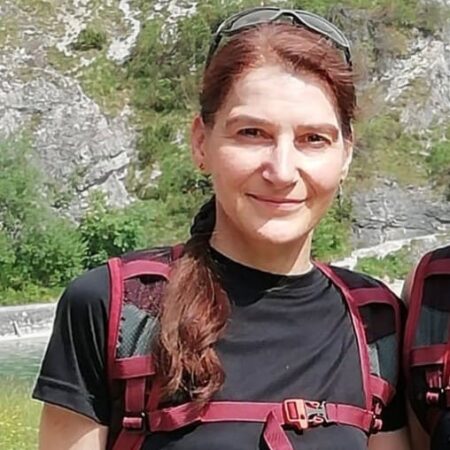 Marion ama le montagne del Tirolo e le escursioni a Seefeld, ed è per questo che è la Wanderconcierge degli Wanderhotels.© Biohotel Leutascherhof Marion ama le montagne del Tirolo e le escursioni a Seefeld, ed è per questo che è la Wanderconcierge degli Wanderhotels.© Biohotel Leutascherhof