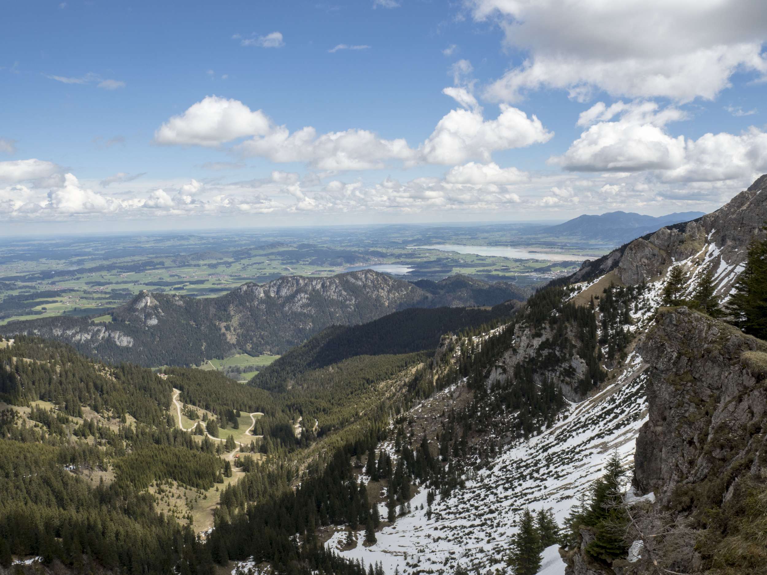 Frühlingswanderung auf den Aggenstein im Tannheimer Tal