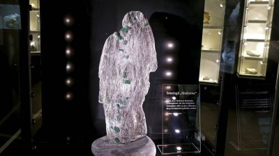 Wanderhotel Kirchner
Familie Christian Kirchner
Mühlbach 46
A-5733 Bramberg
www.wanderhotel.at