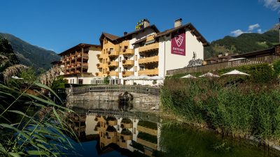 Hotel Outside in Matrei in OsttirolHotel Outside in Matrei in Osttirol, Außenansicht  Hotel Outside in Matrei in OsttirolHotel Outside in Matrei in Osttirol, Außenansicht