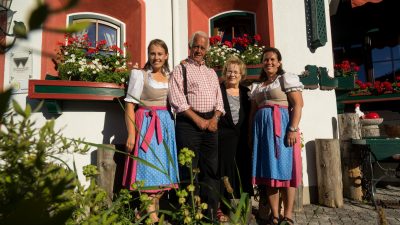 Familie SchafhuberWanderhotel Schafhuber in Maria Alm - Hinterthal, Österreich Familie SchafhuberWanderhotel Schafhuber in Maria Alm - Hinterthal, Österreich