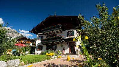 Außenansicht SchafhuberWanderhotel Schafhuber in Maria Alm - Hinterthal, Österreich Außenansicht SchafhuberWanderhotel Schafhuber in Maria Alm - Hinterthal, Österreich