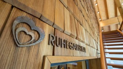 Wellness-Bereich Hotel Glemmtalerhof in Saalbach Hinterglemm, Österreich; Wanderhotels Wellness-Bereich Hotel Glemmtalerhof in Saalbach Hinterglemm, Österreich; Wanderhotels