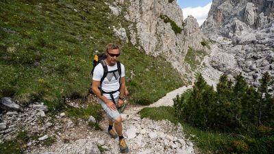 Hotelchef Walter Holzer bei der Wanderung zur Rotwandspitze Hotelchef Walter Holzer bei der Wanderung zur Rotwandspitze