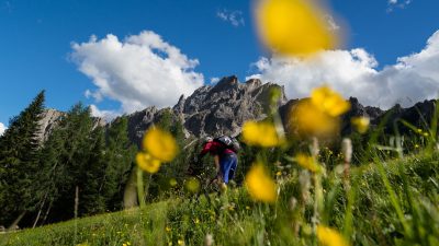 Mountainbiken in den Drei-Zinnen-DolomitenMountainbiken in den Drei-Zinnen-Dolomiten Mountainbiken in den Drei-Zinnen-DolomitenMountainbiken in den Drei-Zinnen-Dolomiten