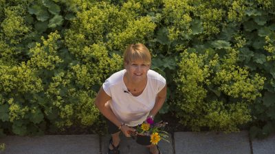 Kräuter- und Gemüsegarten des Hotels © Udo BernhartItalien Suetirol Trentino Alto Adige Eisaktal Luesen Wander- und Naturhotel Luesnerhof Garten Gemuesegarten Garten