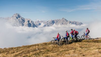 Mountainbiken in den Drei-Zinnen-DolomitenMountainbiken in den Drei-Zinnen-Dolomiten Mountainbiken in den Drei-Zinnen-DolomitenMountainbiken in den Drei-Zinnen-Dolomiten