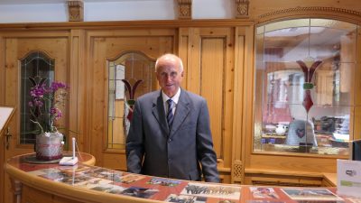 Alberto Demetz, Gründer und Seniorchef des Hotel InterskiHotel Interski: Albert Demetz Alberto Demetz, Gründer und Seniorchef des Hotel InterskiHotel Interski: Albert Demetz