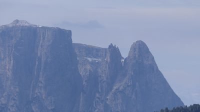 Wanderung zum Kreuz CruietaHotel Interski: Wanderung zum Kreuz Cruieta Wanderung zum Kreuz CruietaHotel Interski: Wanderung zum Kreuz Cruieta