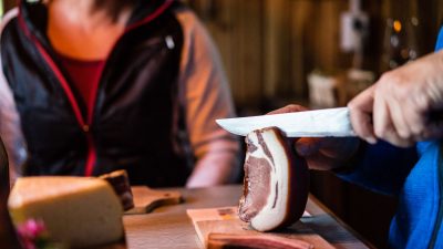 Wanderung auf die Alm mit Vesper Wanderung auf die Alm mit Vesper