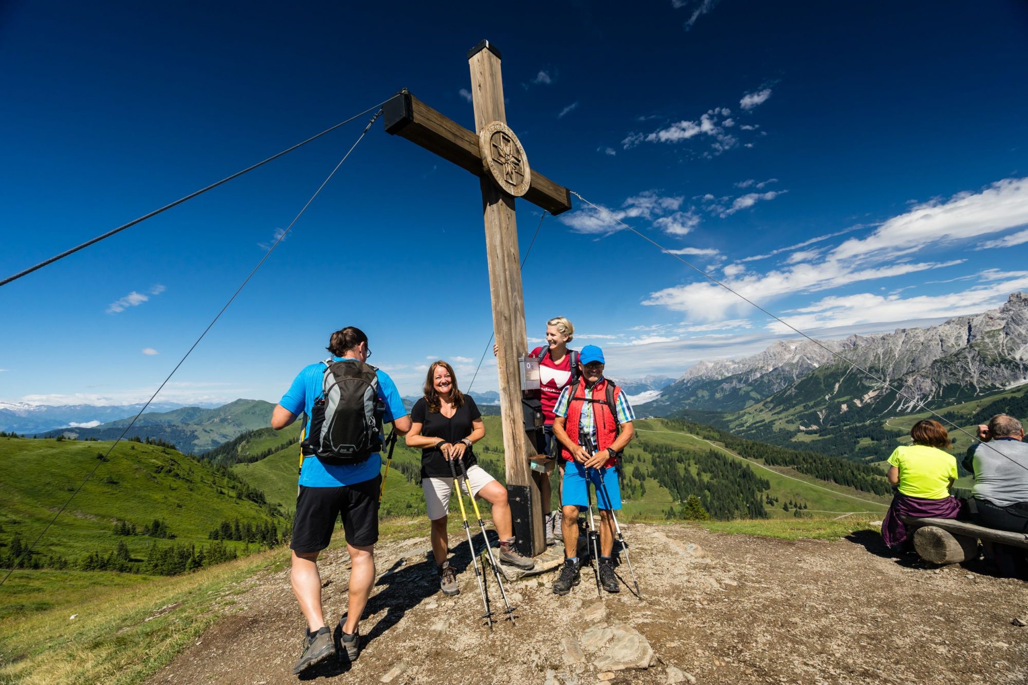 Zum Schneeberg-Gipfelkreuz