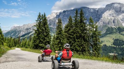 Fahrt mit den MountaincartsFahrt mit den Mountaincarts