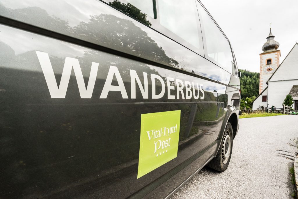 Der Wanderbus des Vital-Hotel Post in Dienten