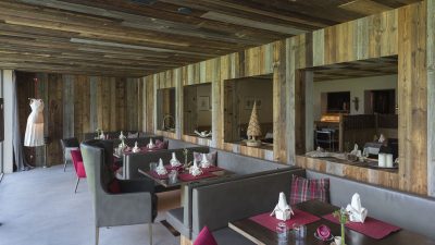 Italien Suedtirol Trentino Alto Adige Ulten Tal Ulten Val d'Ultimo St. Nikolaus Erlebnishotel Waltershof Speisesaal Italien Suedtirol Trentino Alto Adige Ulten Tal Ulten Val d'Ultimo St. Nikolaus Erlebnishotel Waltershof Speisesaal