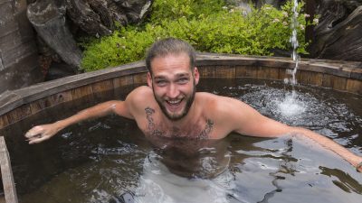 Italien Suedtirol Trentino Alto Adige Ulten Tal Ulten Val d'Ultimo St. Nikolaus Erlebnishotel Waltershof Sauna Eisbecken kaltes Wasserbecken