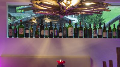 Italien Suedtirol Trentino Alto Adige Ulten Tal Ulten Val d'Ultimo St. Nikolaus Erlebnishotel Waltershof Bar Italien Suedtirol Trentino Alto Adige Ulten Tal Ulten Val d'Ultimo St. Nikolaus Erlebnishotel Waltershof Bar