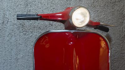 Italien Suedtirol Trentino Alto Adige Ulten Tal Ulten Val d'Ultimo St. Nikolaus Erlebnishotel Waltershof Lampen