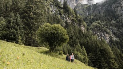 Viele geöffnete Hütten und Almen beim Wandern im Pflerschtal. Das Wanderhotel Aktivhotel Panorama kennt sie alle.© Hannes NIederkofler