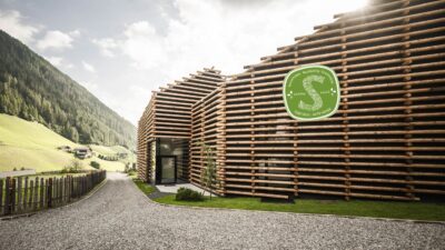 Der Jaufentalerhof ist ein nachhaltiges Hotel im Jaufental & Wanderhotel in Südtirol.© Hannes Niederkofler