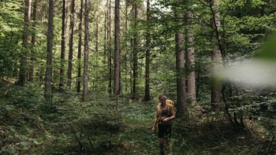 Dorf Schönleitn Waldbaden©Heldentheater