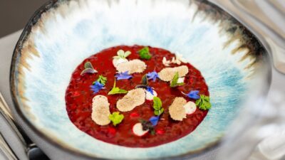 Der Gaumen wird im Wanderhotel Jaufentalerhof in Südtirol verwöhnt.© Daniel Sailer