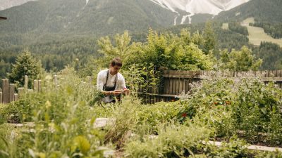 Das Naturhotel Leitlhof in Innichen ist ein Vorzeigebetrieb für nachhaltigen Urlaub in Süditrol.©Mike Rabensteiner