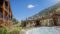 Außenansicht des Wellnessbereichs des schönen Wanderhotels Erlebnishotel Waltershof im Ultental in Südtirol.