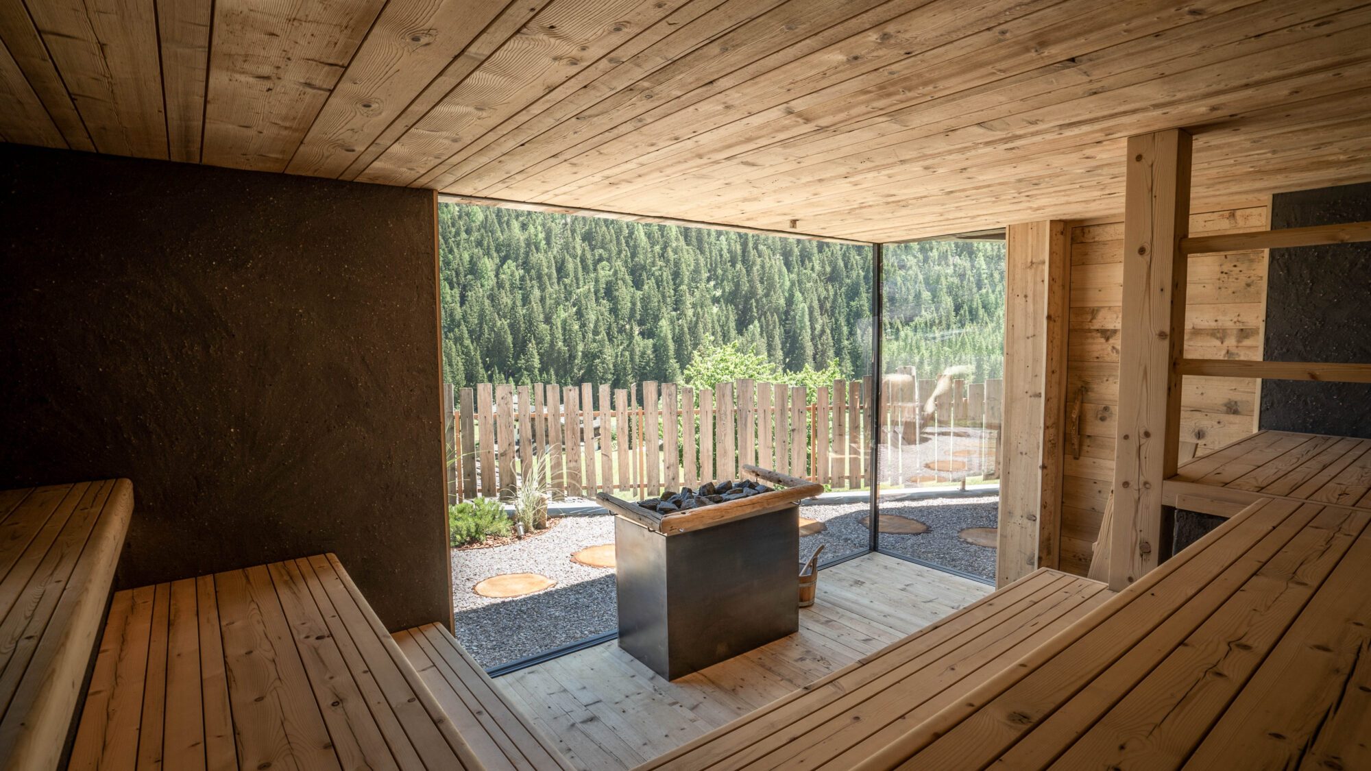 Hotel Sauna im Waltersdorf mit Ausblick(c)hotelwaltershof Hotel Sauna im Waltersdorf mit Ausblick(c)hotelwaltershof
