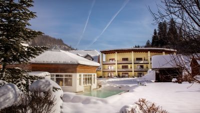 Wanderhotel Poppengut im Winter©Johannes Kernmayer
 Wanderhotel Poppengut im Winter©Johannes Kernmayer